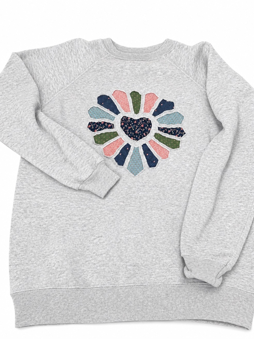 Vintage Hanes Her Way XL Patchwork Heart Sweatshirt Made in USA